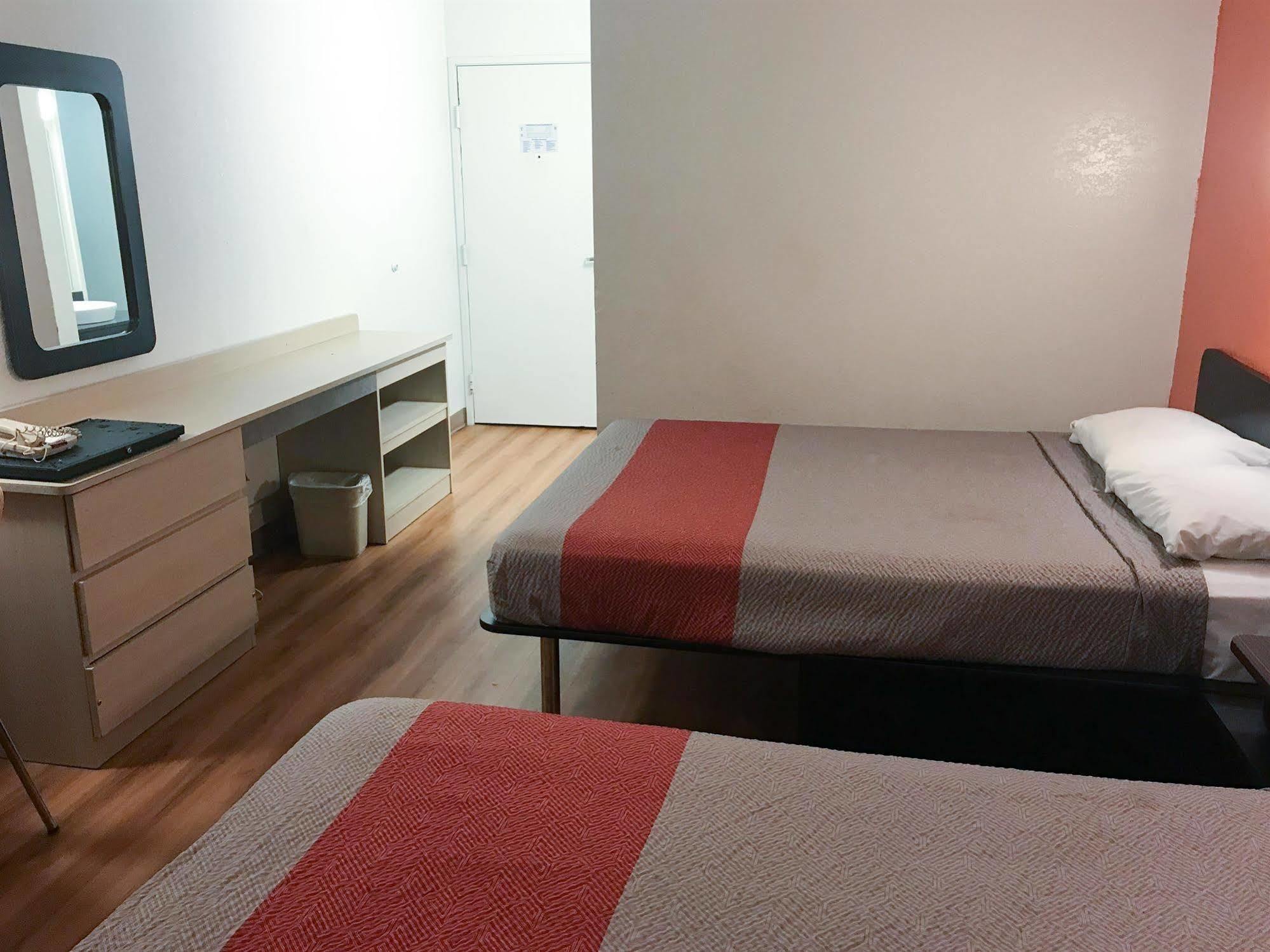 Motel 6 Little Rock South Eksteriør bilde